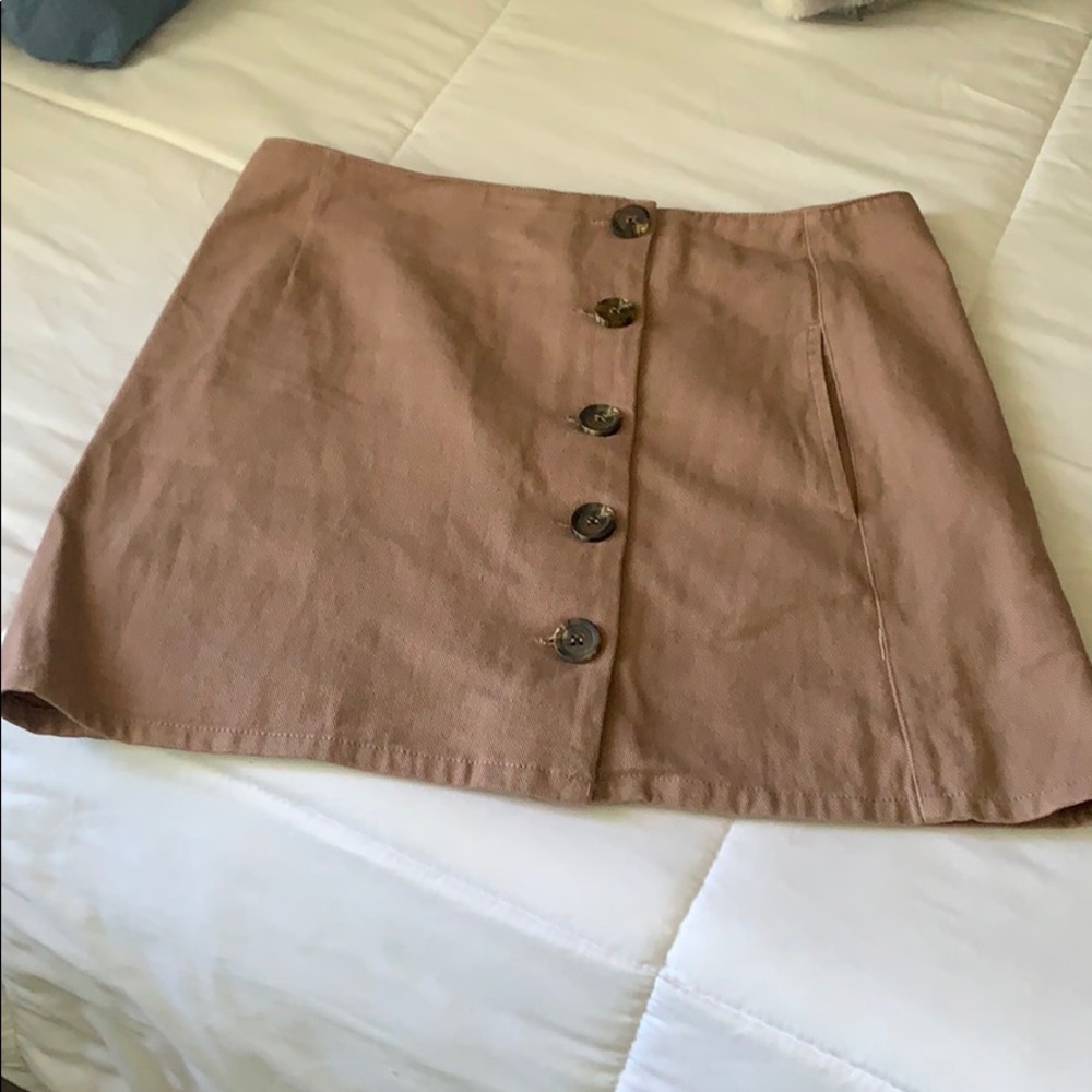 Skirt - Picture 2 of 2